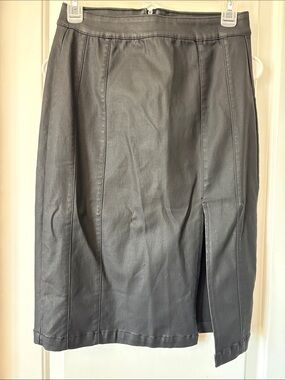 West of Melrose Women's Black Midi Skirt - Sleek Everyday Style